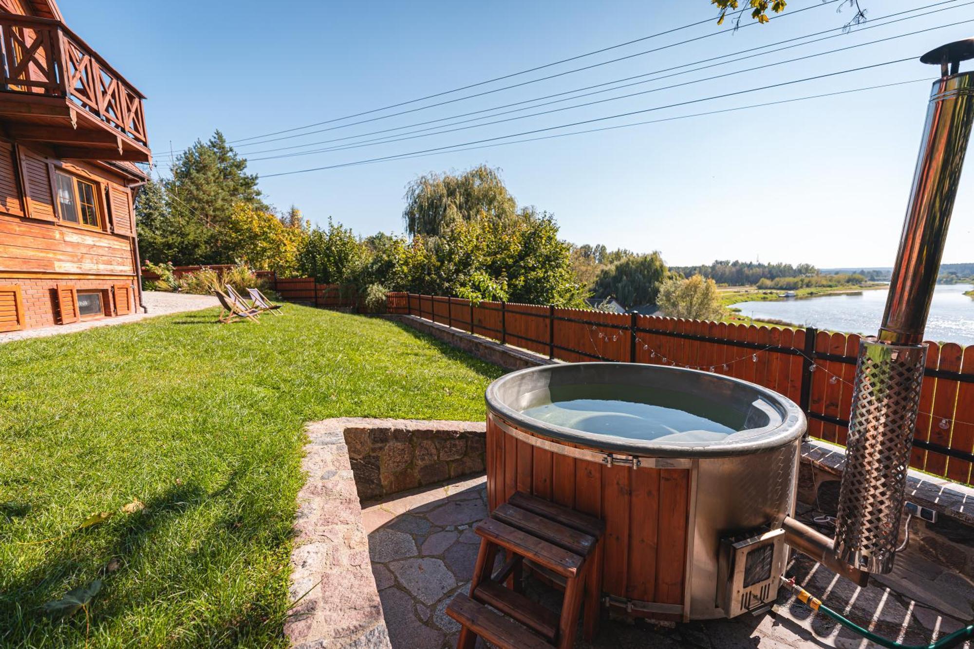 Bug Na Skarpie - Domek Wypoczynkowy Z Jacuzzi I Kominkiem Drohiczyn Bagian luar foto