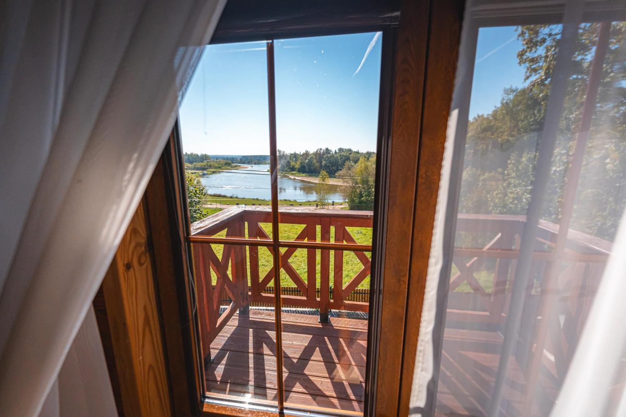 Bug Na Skarpie - Domek Wypoczynkowy Z Jacuzzi I Kominkiem Drohiczyn Bagian luar foto